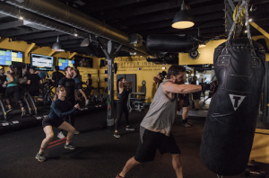 Read more about the article The Top 4 Benefits of Working with a HIIT Trainer 